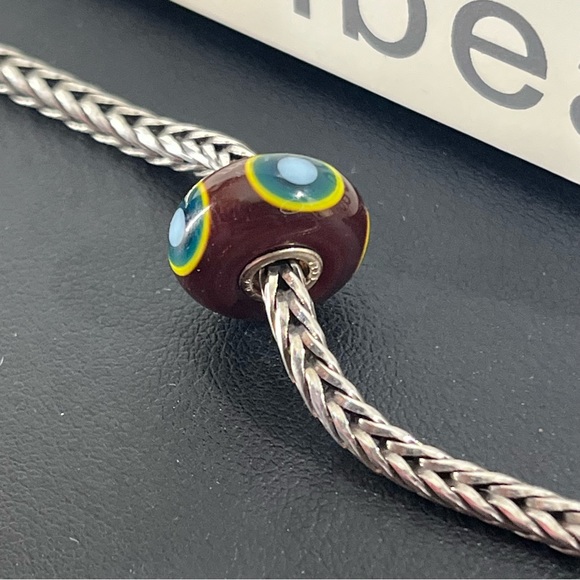 Trollbeads Retired Green Eye Bead- 61327 - Picture 5 of 8